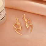 Double Scimitar Crescent Hollow Earrings – 18K Gold Plated