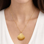 Gold Scallop Shell Pendant Necklace