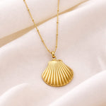 Gold Scallop Shell Pendant Necklace