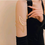 Half Moon Trendy Gold Armlet